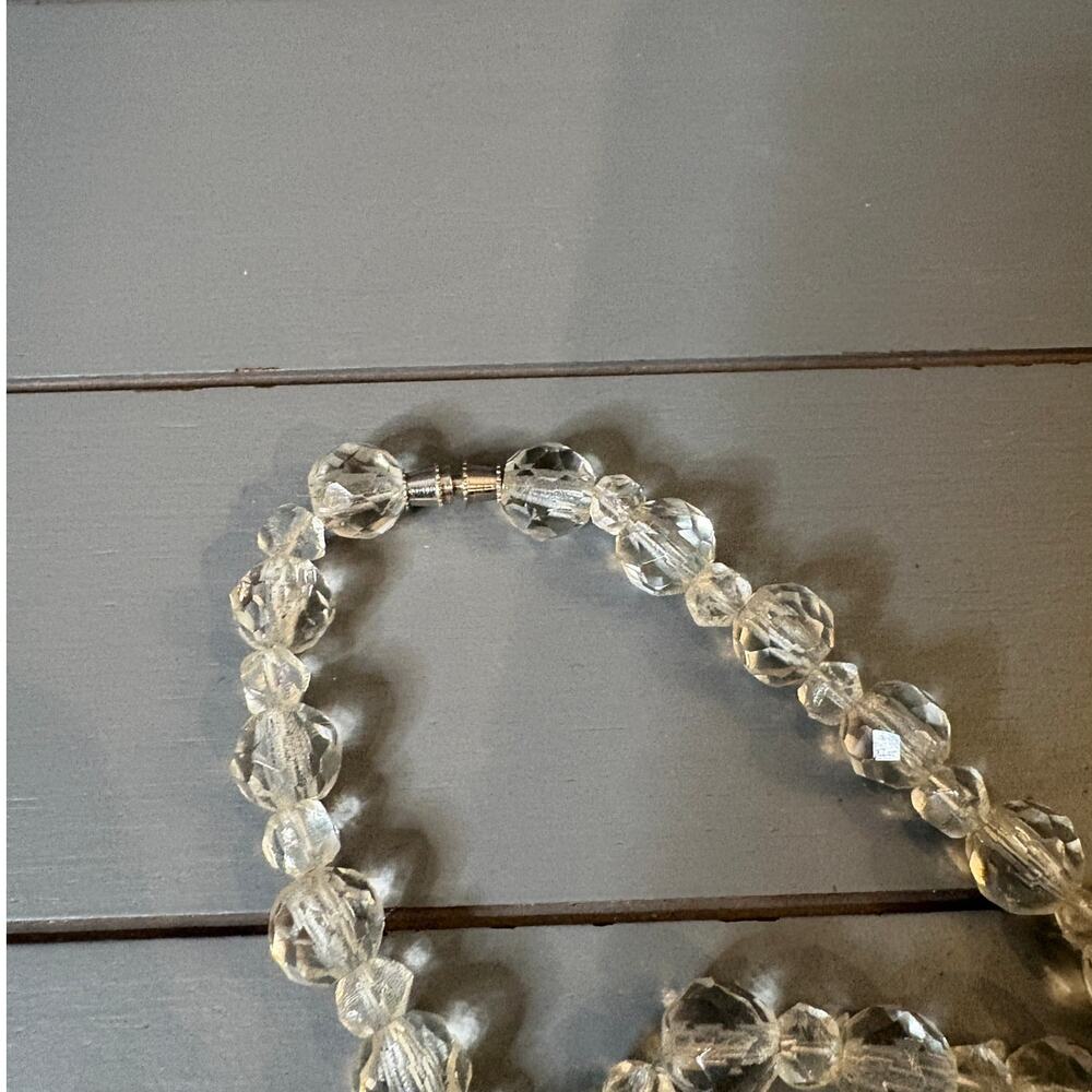 Vintage Clear Crystal Necklace Faceted Glass Beads Mid Century Classic - Picture 4 of 4